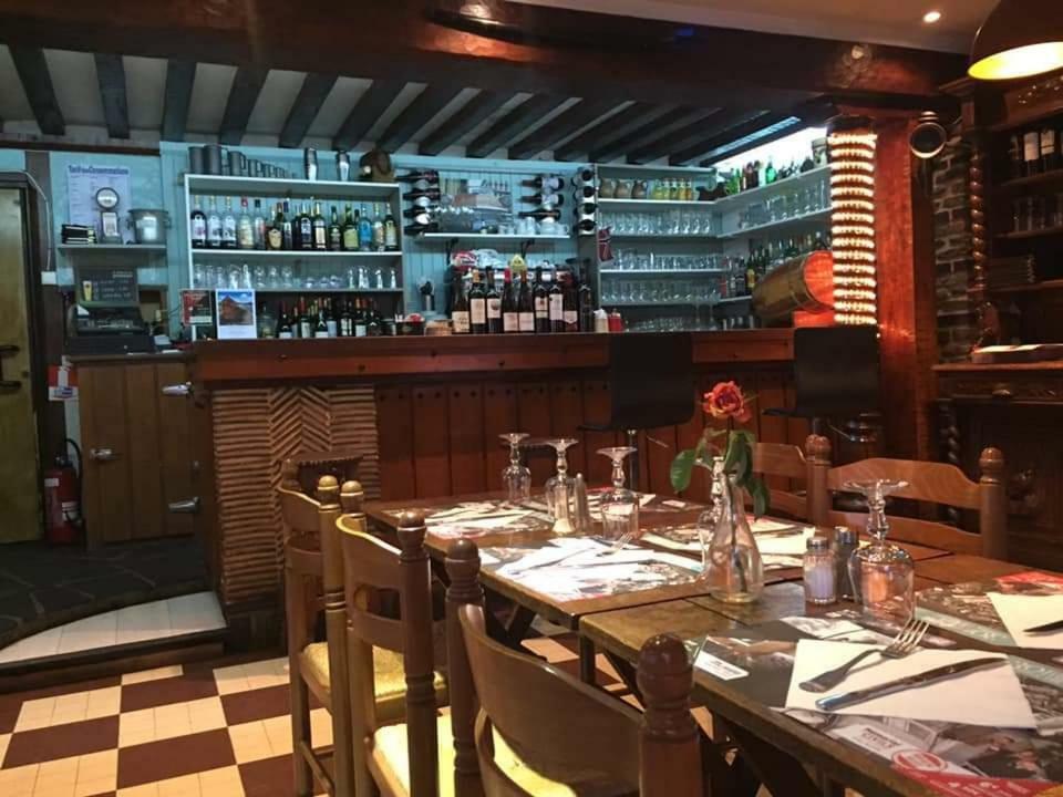 诺曼底酒店 Dozulé 外观 照片